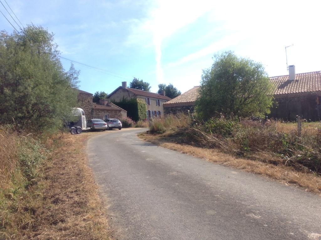 La Brionniere Villa Aizenay Bagian luar foto